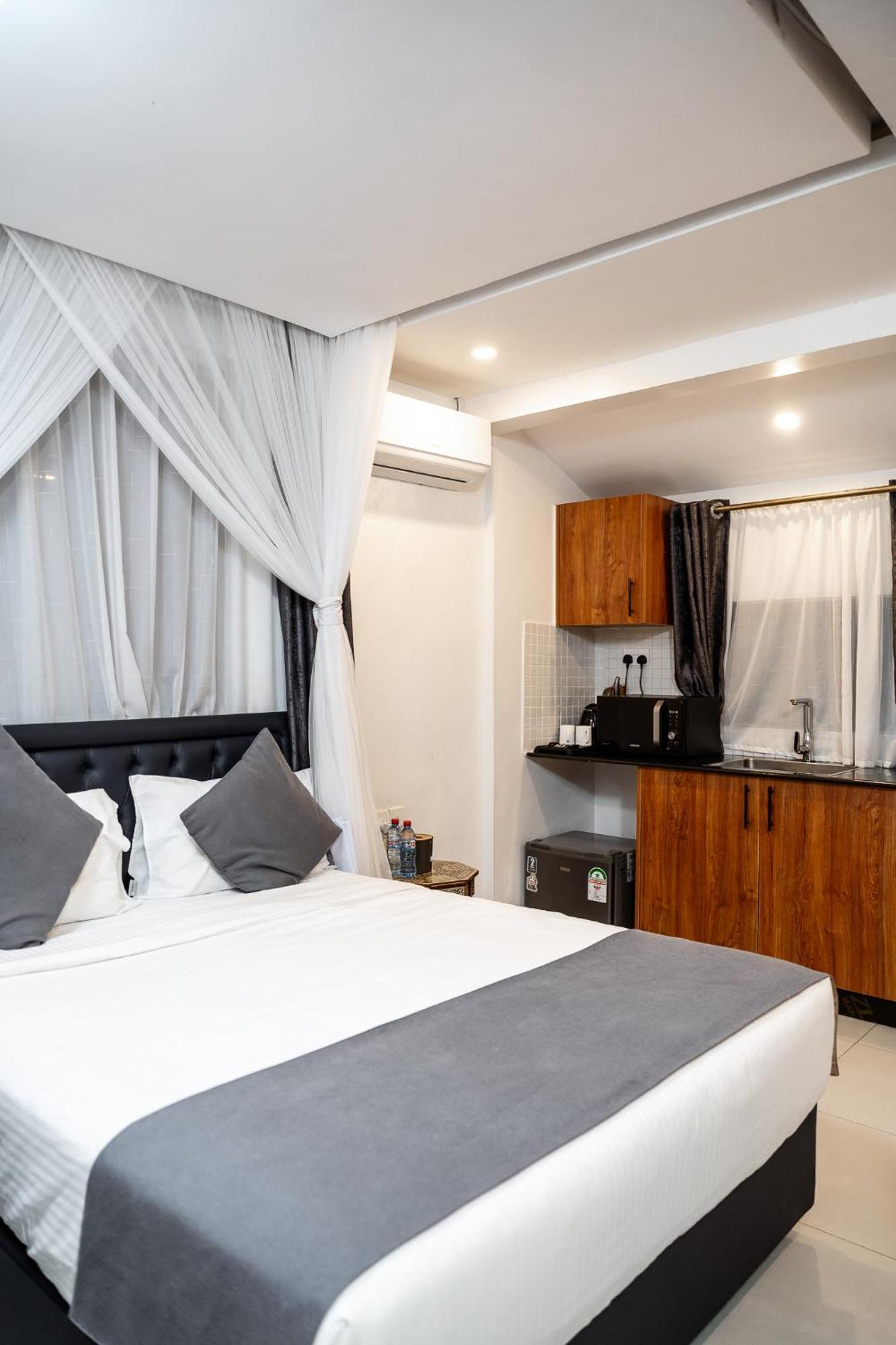Harry'S Kisumu Oasis Aparthotel Exterior foto